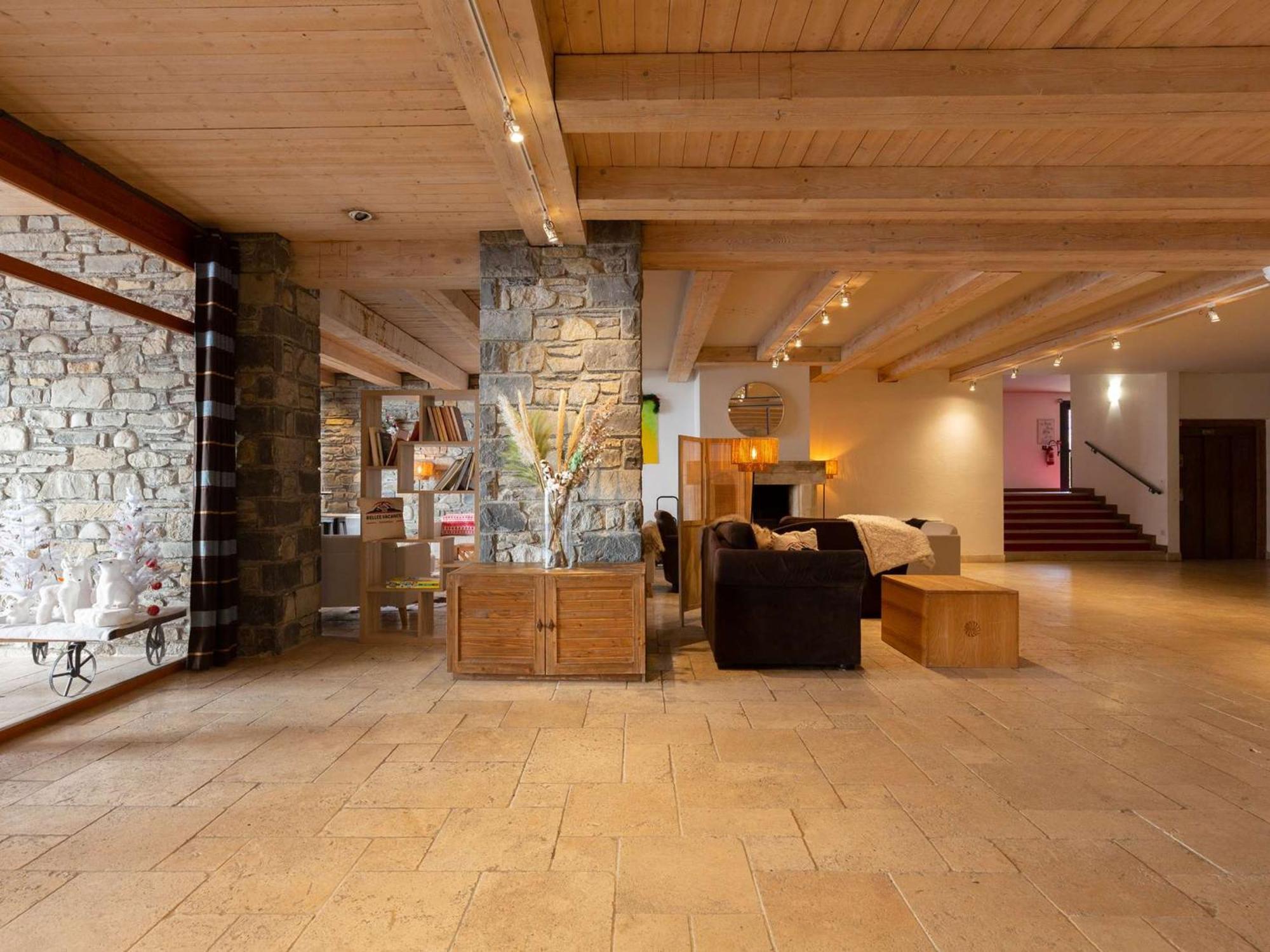 Appartement Duplex Centre Saint-Lary Avec Piscine, Sauna Et Parking - Fr-1-296-395 外观 照片